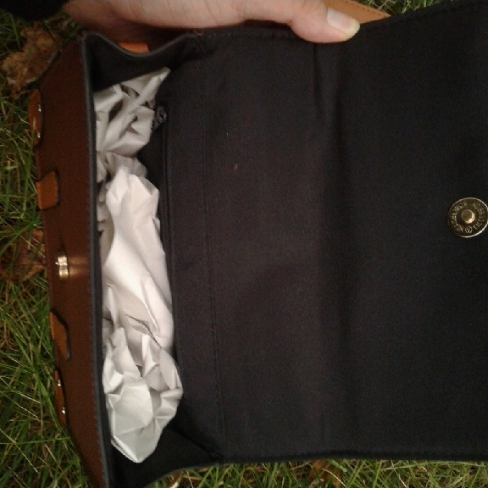 Property of Hogwarts Crossbody Bag❤ - Picture 3 of 5